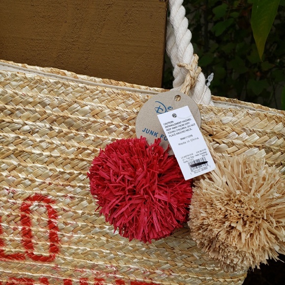 NWT Disney hello sunshine tote - Picture 3 of 5